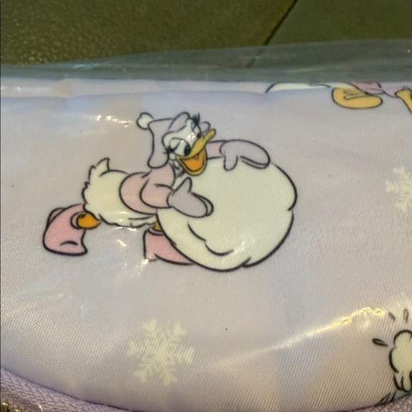 Disney Pastel Purple Crossbody Bag with Characters - Picture 5 of 7